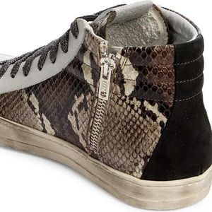 P448 Skate Snakeskin Print Hightoweru Sneaker